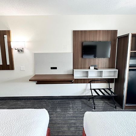 Hotel Ramada By Wyndham Lithia Springs Atlanta Extérieur photo