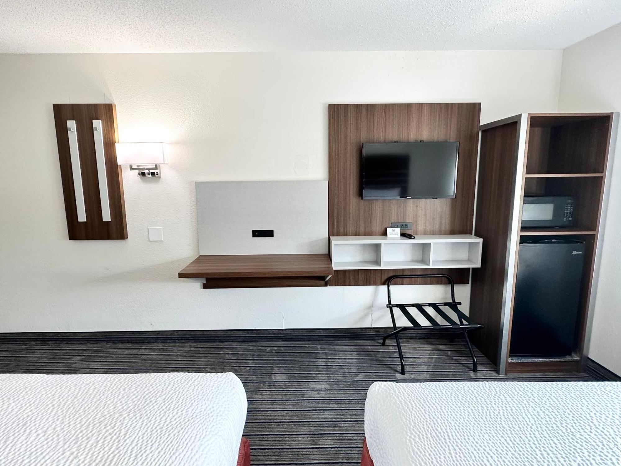 Hotel Ramada By Wyndham Lithia Springs Atlanta Extérieur photo